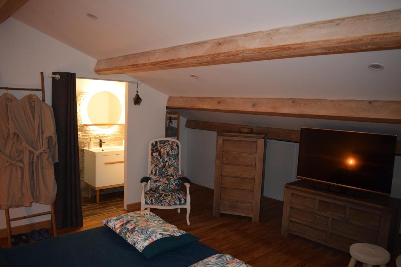 Bed and Breakfast Domaine La Tuilerie Guitres Экстерьер фото